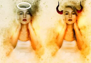 天使と悪魔の二人の美女
